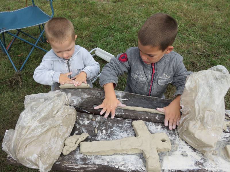 Obóz dla ojców z synami w Gębicach 