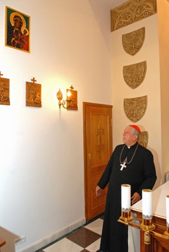 Prymas Polski – kard. Józef Glemp