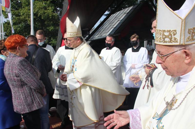 Pielgrzymka Żywego Różańca do Rokitna