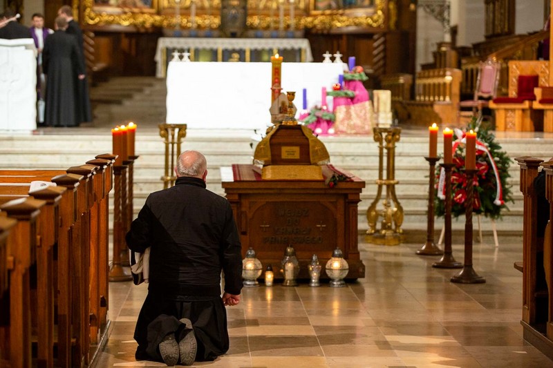 Częstochowa: uroczystości pogrzebowe abp. Stanisława Nowaka (dzień 2.)