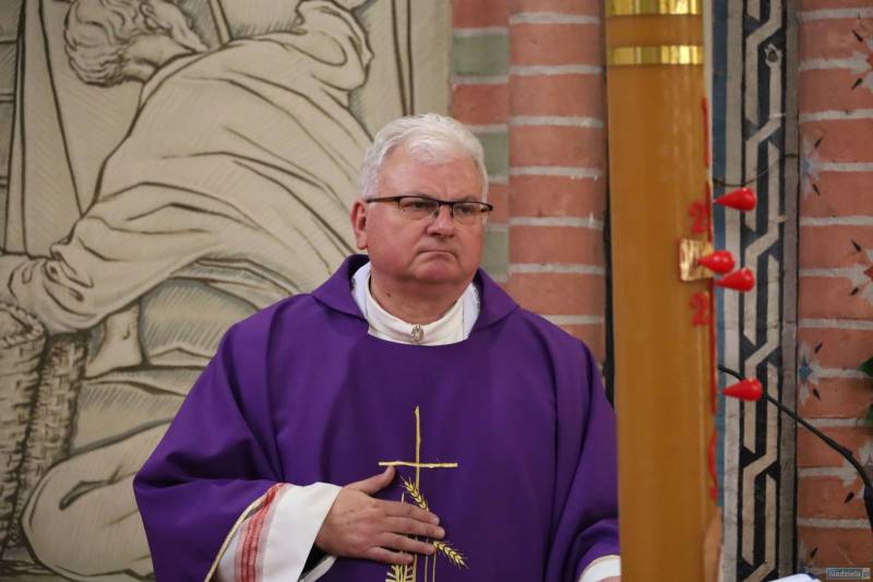 Bielawa. Ostatnie pożegnanie ks. Karola Tyrchy