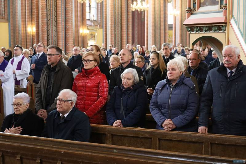 Bielawa. Ostatnie pożegnanie ks. Karola Tyrchy