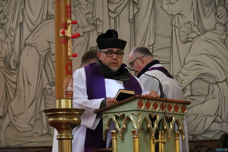 Bielawa. Ostatnie pożegnanie ks. Karola Tyrchy