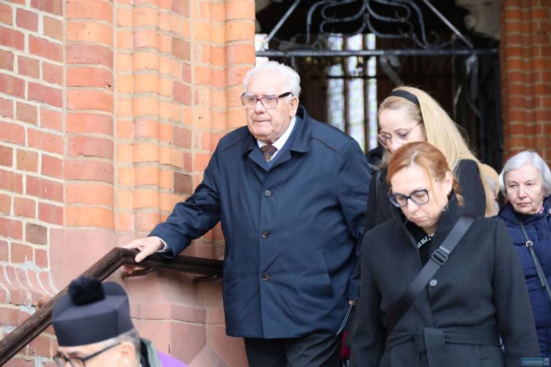 Bielawa. Ostatnie pożegnanie ks. Karola Tyrchy