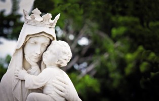 #TrzymajSięMaryi: Znowu Matka. Jakie jest najbardziej chrześcijańskie zajęcie?