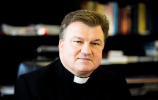 Papież wyniósł ks. Nykiela do godności biskupiej