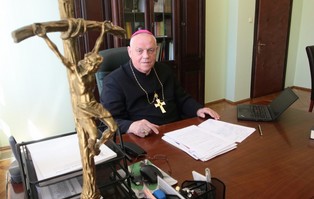 Biskup Legnicki prosi o modlitwę za Biskupa Seniora...