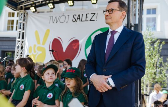 Premier Mateusz Morawiecki otworzył kompleks sportowo-rekreacyjny w Salezie