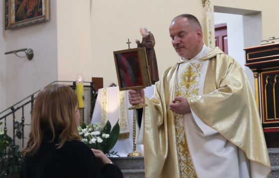 O. Robert Krawiec i relikwie św. o. Pio