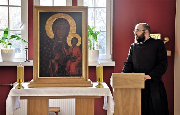 Wędrujący po klasztorach naszej diecezji obraz Matki Bożej Częstochowskiej
zagościł w Szkole Ojców Pijarów w Bolesławcu