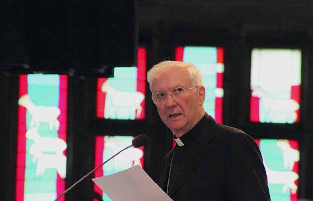 Abp Piero Marini – przwodniczący
Papieskiego Komitetu ds. Międzynarodowych
Kongresów Eucharystycznych