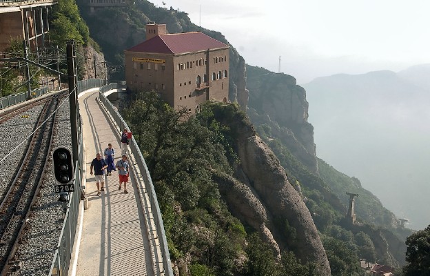 Góra Montserrat
to góra legend