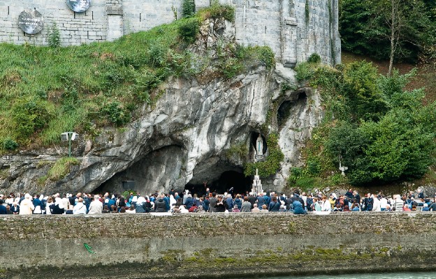 Lourdes i spektakularne nawrócenia (1)