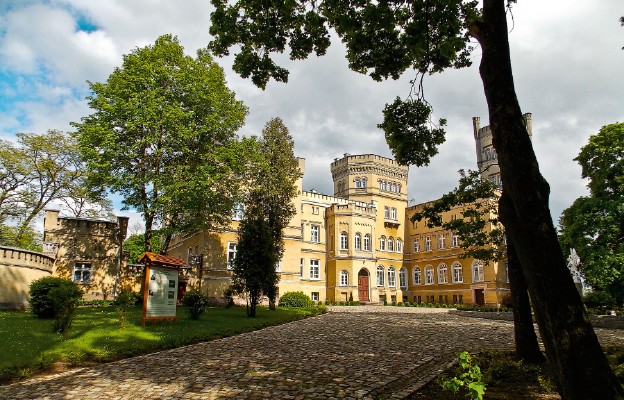 Jabłonowo-Zamek: sanktuarium wyciszenia, nadziei na duchowe i moralne uzdrowienia ludzkich zranień i słabości