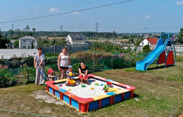 Nowy plac zabaw tętni życiem