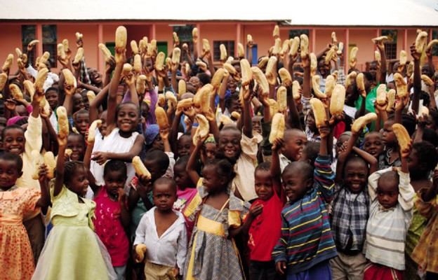 Kamerun. Dzieło misyjne Kościoła
potrzebuje także materialnego wsparcia
