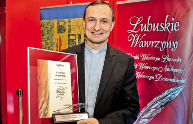 Ks. Dariusz Gronowski otrzymał Srebrne Pióro za najlepszą książkę popularnonaukową