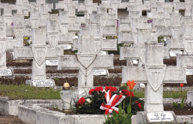 Siekierkowski cmentarz, na którym pochowano ponad 4 tys. żołnierzy
