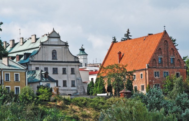 Dom Długosza, powstały z fundacji Kronikarza,
jest dziś siedzibą Muzeum Diecezjalnego