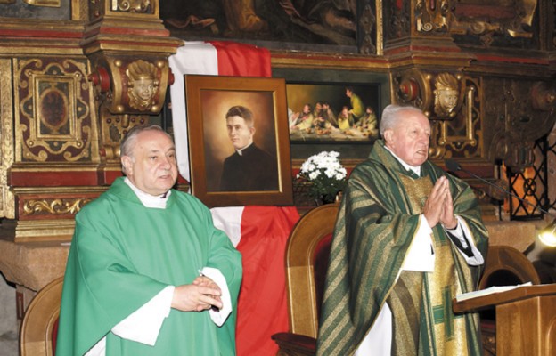 W Olkuszu przypomniano postać bł. ks. Maksymiliana Binkiewicza,
m.in. poświęcono jego wizerunek podczas Mszy św.