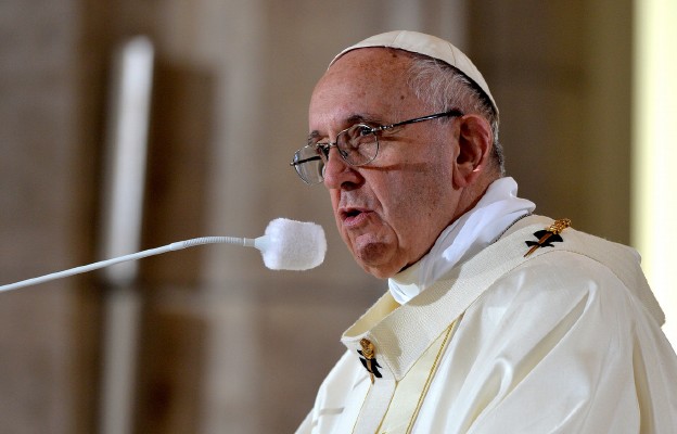 Papież do mediów: spotykajcie i słuchajcie ludzi, potem mówcie