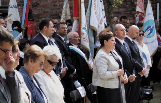 W uroczystościach uczestniczyła m.in. premier Beata
Szydło