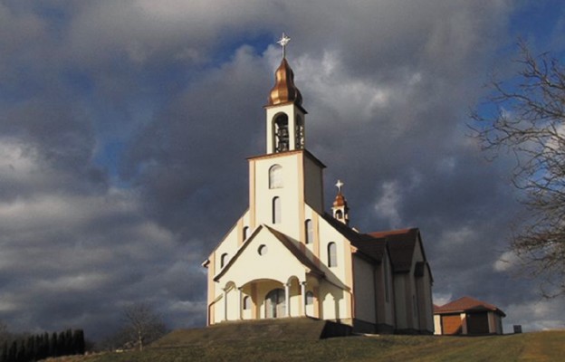 Sowina ma kościół