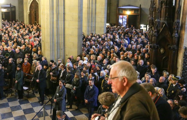 Podczas Mszy żałobnej w intencji Andrzeja Wajdy w kościele Ojców Dominikanów w Krakowie