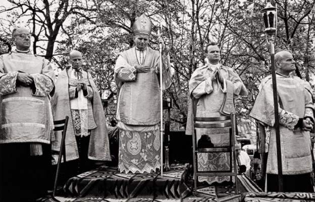 Abp Karol Wojtyła podczas lubaczowskich uroczystości