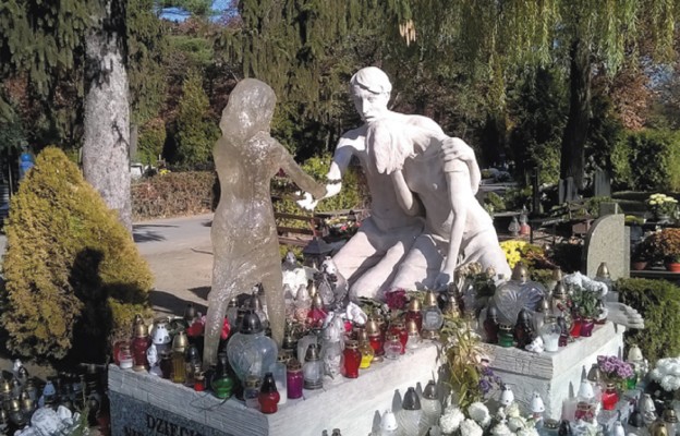 Grób Dziecka Nienarodzonego na cmentarzu Osobowickim