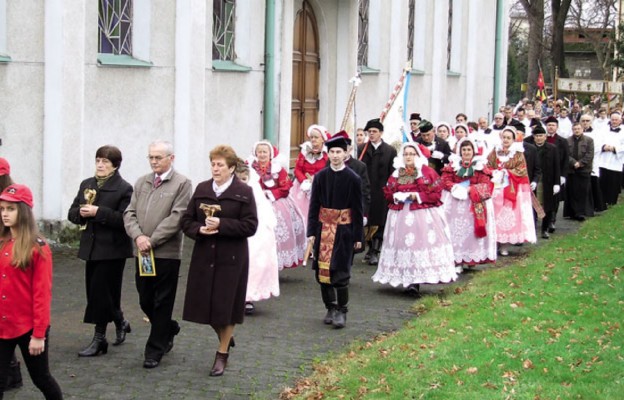 Procesja z relikwiami Męczenników z Peru i Apostoła Kazachstanu