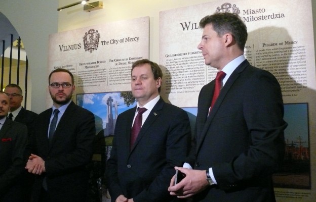 Od prawej: Mirosław Piotrowski, Waldemar Tomaszewski, Krzysztof Komorski