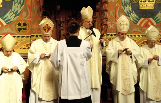 Uroczysta Msza św.
na rozpoczęcie
synodu