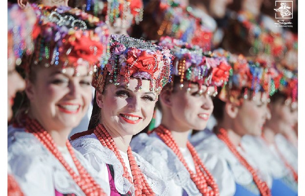 Włochy/ Zespół Pieśni i Tańca Śląsk wystąpił w bazylice Św. Jana na Lateranie w Rzymie