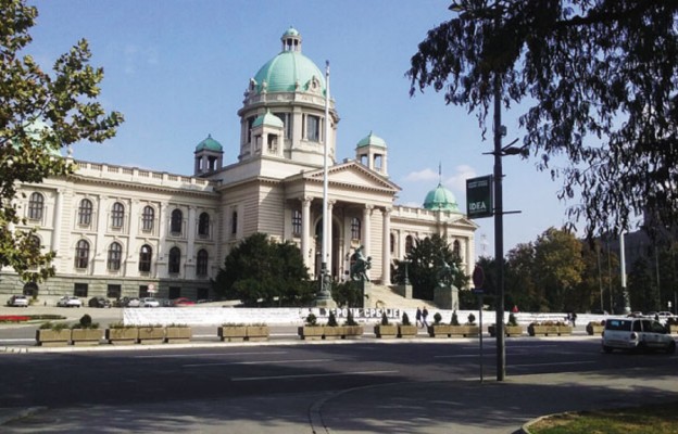Budynek serbskiego parlamentu w centrum Belgradu
