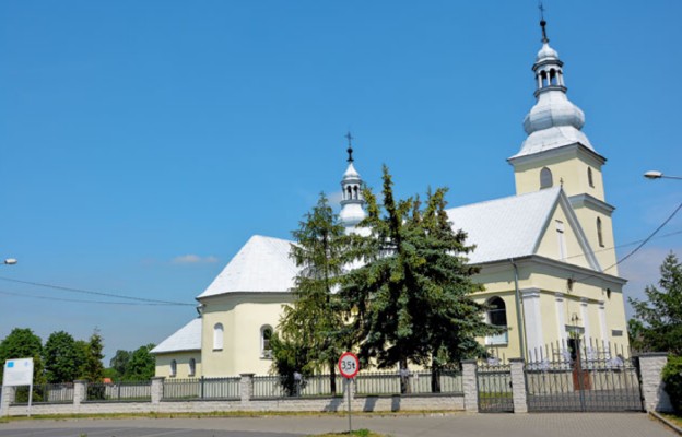 Kościół parafialny
w Chlewicach