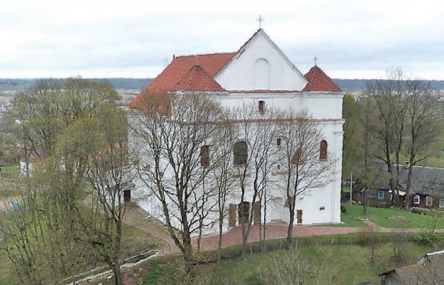 Widok na nowogródzką farę