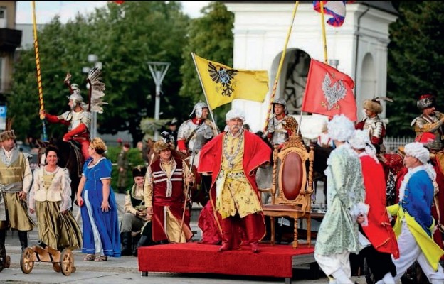 W organizację barwnego widowiska historycznego w Węgrowie zaangażowało się wiele osób