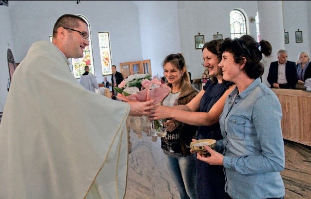 Mieszkańcy Domu Samotnej Matki w Żarach dziękowali Bogu za jubileusz