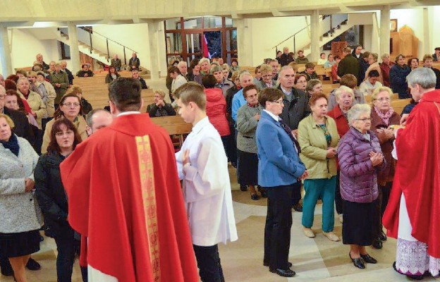 Służba zdrowia z diecezji przybyła do Nowej Dęby