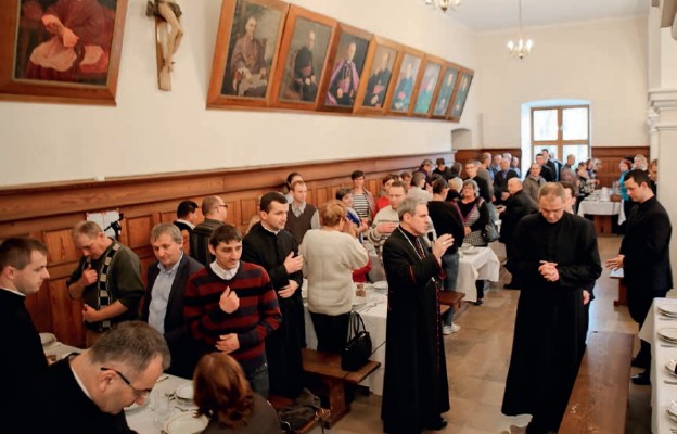 Zauważyć najbardziej potrzebujących