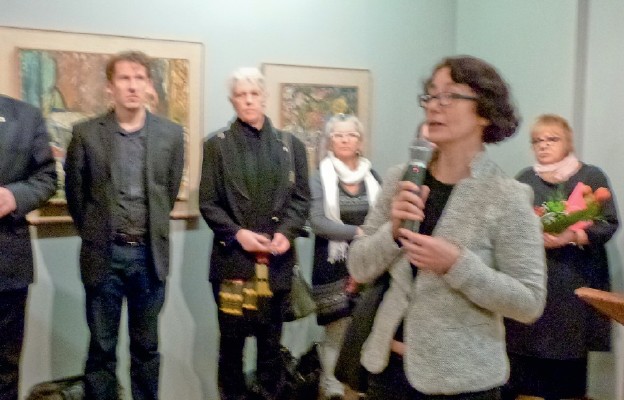 Joanna Filipczuk, kurator wystawy prac Cybisa, opowiedziała o życiu artysty i jego dziełach