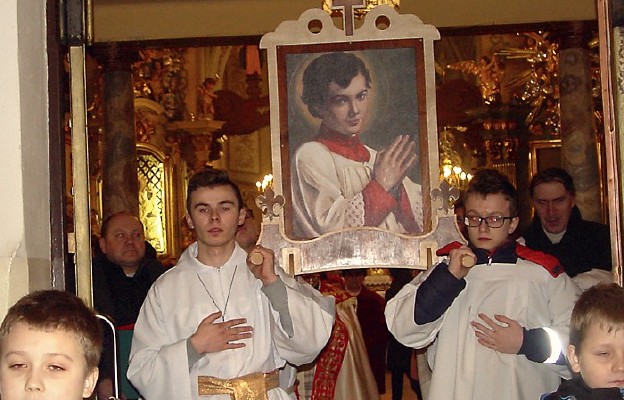 Tak jak ks. Jan Bosko formował św. Dominika, tak dziś kapłani budzą
w młodych pragnienie oddania swego życia Panu