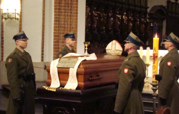 Powtórny pogrzeb abp. Stanislawa Galla