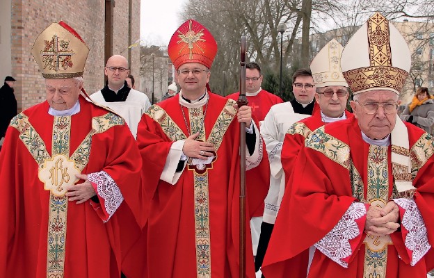 W Mszy św. synodalnej uczestniczyli wszyscy biskupi naszej diecezji