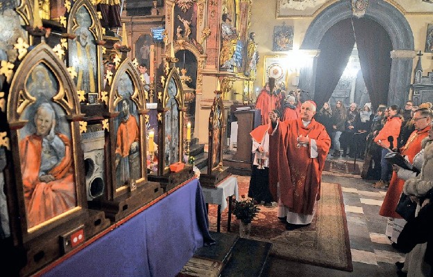 Święci chodzą po domach