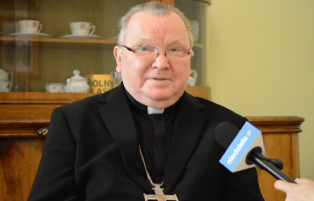 Abp Marian Gołębiewski