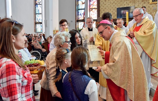 W Święto Bożego Miłosierdzia przychodzimy do Jezusa, by zabrać Jego miłosierdzie do naszej codzienności