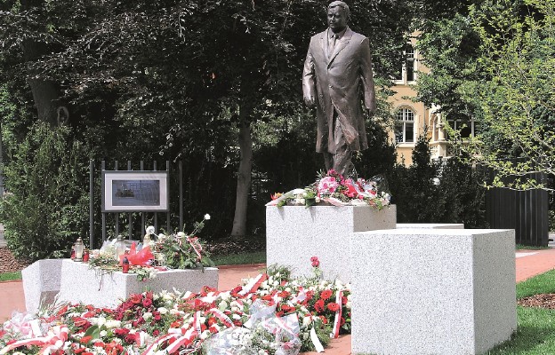 Pomnik Lecha Kaczyńskiego w Szczecinie