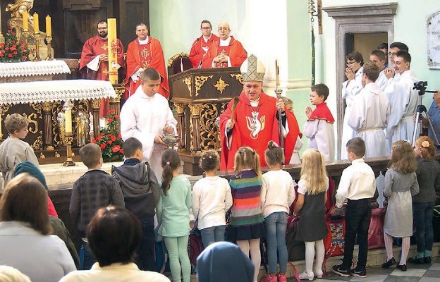 Inauguracja roku szkolnego z biskupem